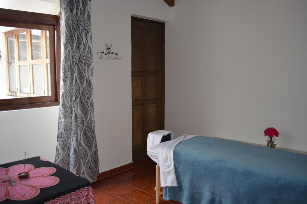Luna Maya Hostel & Wellness Antigua Extérieur photo